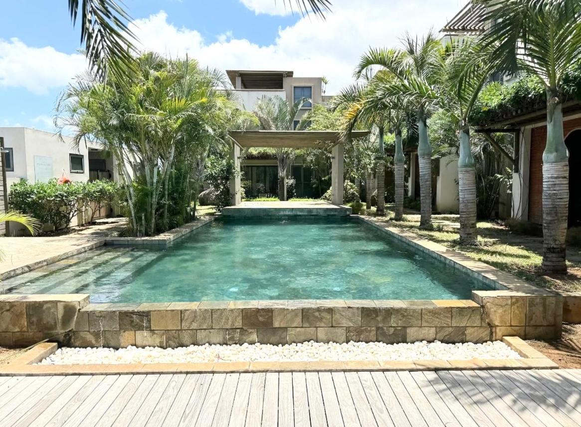 Stunning 3-Bedroom Apartment With Private Rooftop Terrace & Gorgeous Pool Flic-en-Flacq Exterior foto