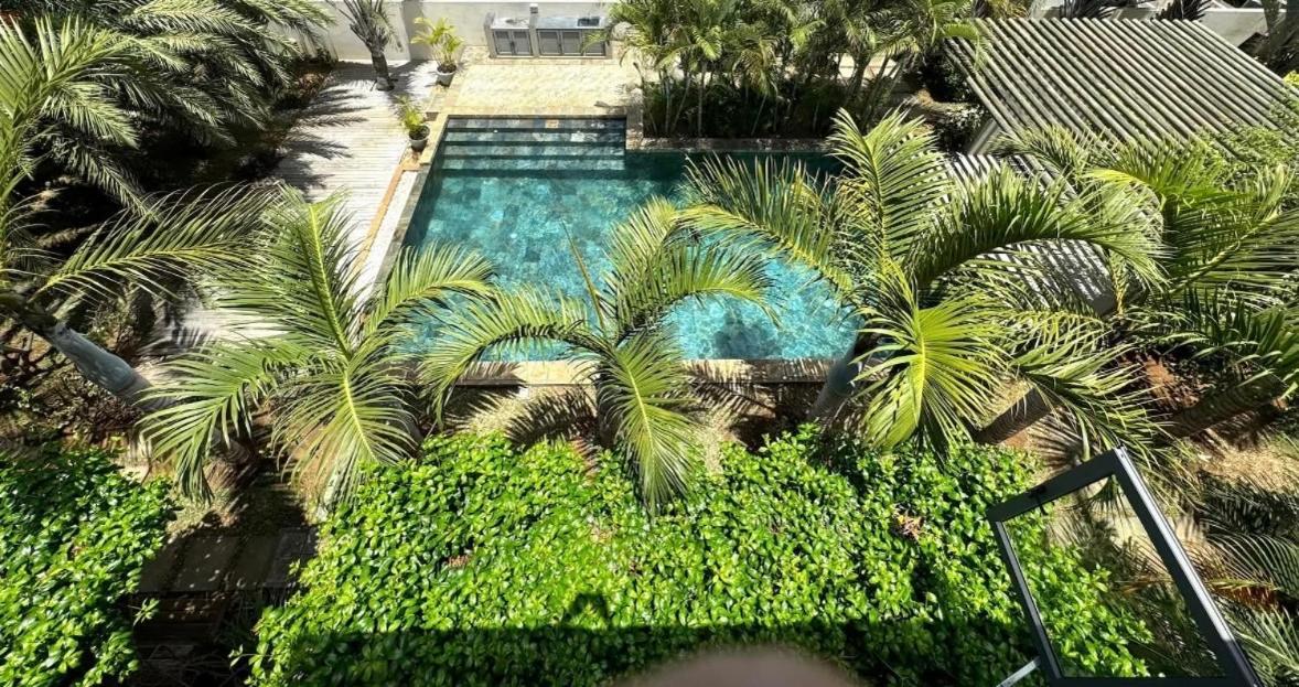 Stunning 3-Bedroom Apartment With Private Rooftop Terrace & Gorgeous Pool Flic-en-Flacq Exterior foto